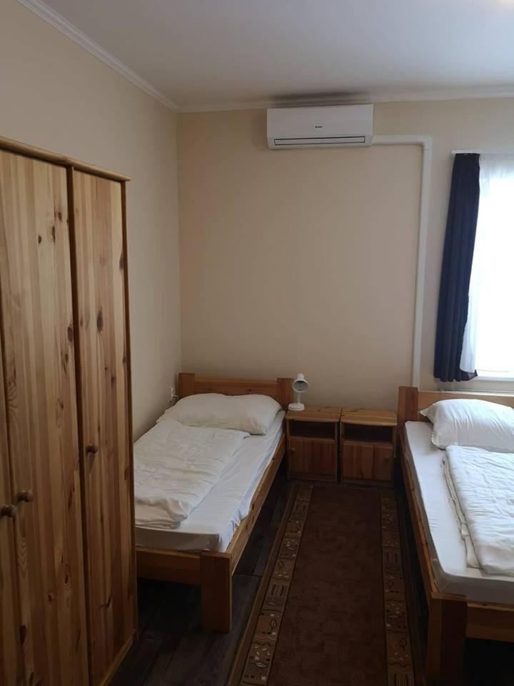Kék Lagúna Panzió Dombrád Exterior foto
